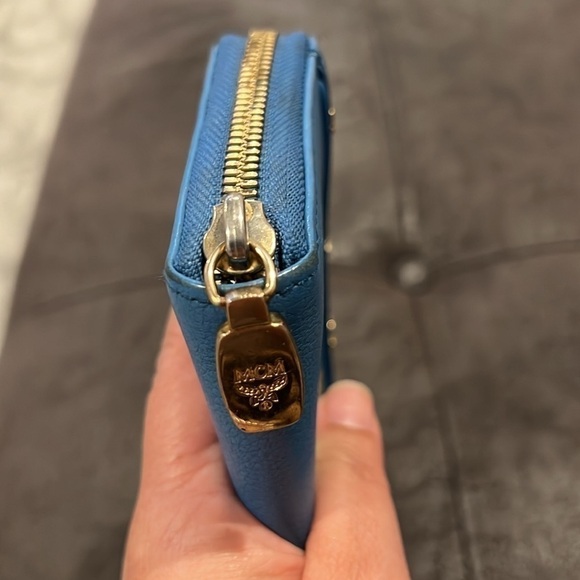 MCM Wallet K7878💙🩵💛 - Picture 8 of 11